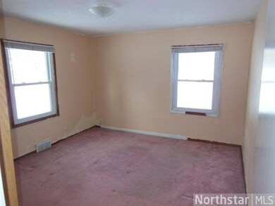 8705 Emerson Ave S, Bloomington, MN 55420 - photo 4