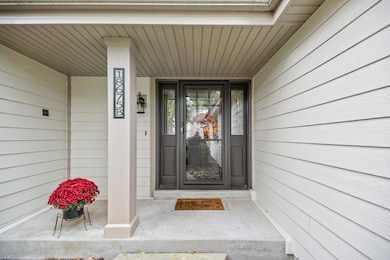 18675 Saint Andrew Ln unit B, Brookfield, WI 53045 - photo 2