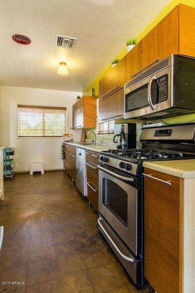 4 - Kitchen 1 B
