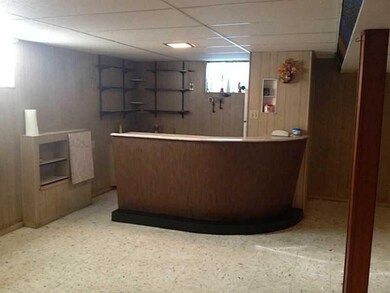 Basement/Game Room.