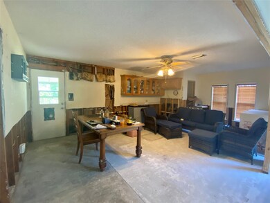 3211 Sparks Rd, Bay City, TX 77414 - photo 7