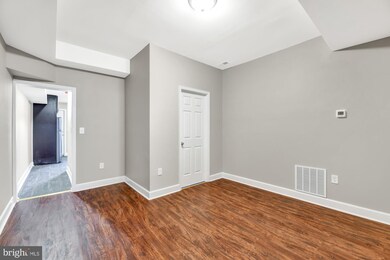 2827 Clifton Ave, Baltimore, MD 21216 - photo 7