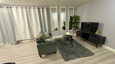 2750 Holly Hall St unit 811, Houston, TX 77054 - photo 6