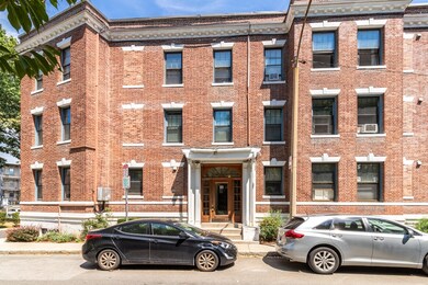 30 Kinross Rd unit 5, Brighton, MA 02135 - photo 3