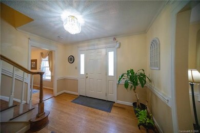 2609 Fines Creek Dr, Statesville, NC 28625 - photo 3