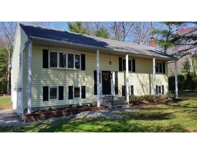 19 Lancelot Ln, North Easton, MA 02356 - photo 2