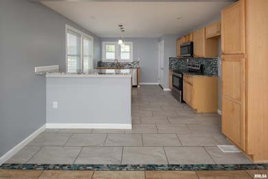 3712 33rd St, Moline, IL 61265 - photo 7