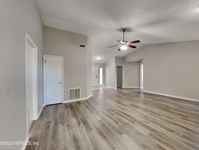 3_pc_z6aF5VARZ2_TV4btXzHkI_layout_0