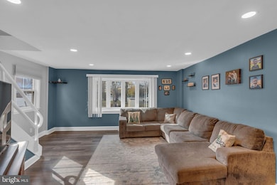 1402 Hemlock Place, Philadelphia, PA 19116 - photo 3