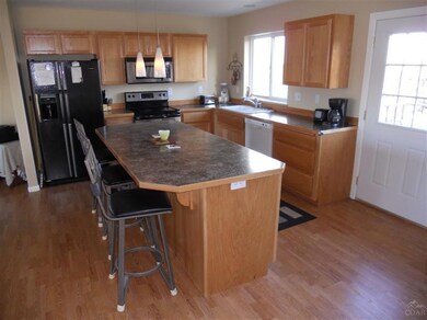 7310 SW Norman Dr, Culver, OR 97734 - photo 5