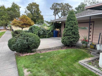 1618 N Napa St, Spokane, WA 99207 - photo 4