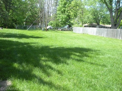 411 N Main St, Wayland, MI 49348 - photo 3