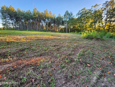 4764 Newton Rd, Crossville, TN 38572 - photo 7