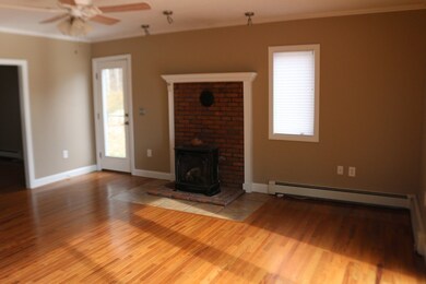 6 Fox St, Windham, NH 03087 - photo 6