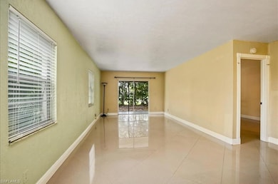 4300 Gulfstream Dr unit 1B, Naples, FL 34112 - photo 3