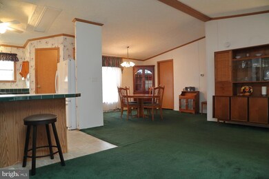 157 Greenbriar Cir, Lancaster, PA 17603 - photo 6