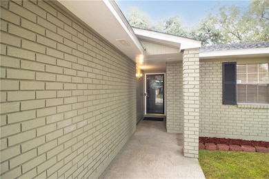 388 Fairway Dr, La Place, LA 70068 - photo 2