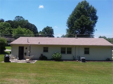 2715 Lafayette Place, High Point, NC 27263 - photo 3