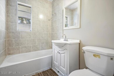 7247 Ridgeway Rd N, Jacksonville, FL 32244 - photo 4