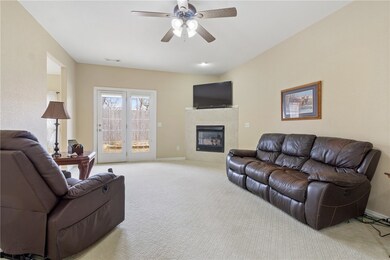 2 Hudson Ln, Bella Vista, AR 72715 - photo 5