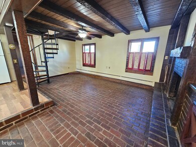 329 Walnut St unit REAR, Spring City, PA 19475 - photo 7