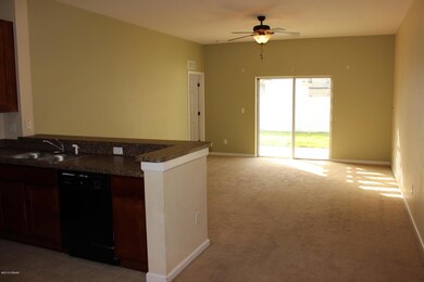 Living Dining Area