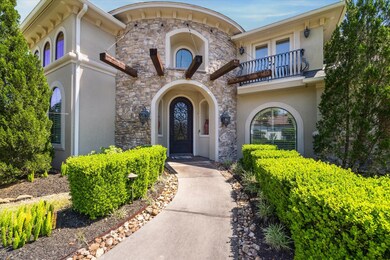 Stately entrance!