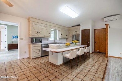 516 Colt Ave, Bismarck, ND 58503 - photo 6