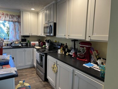 Plenty of cabinets!
