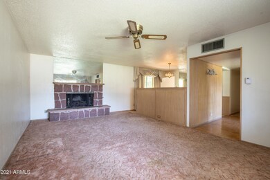 7333 N 16th St-4