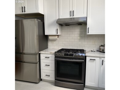 11800 SW Ebberts Ct, Beaverton, OR 97008 - photo 7