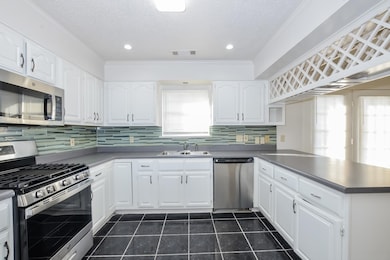 6650 Spencer Forest Cove W, Memphis, TN 38141 - photo 7