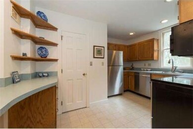 83 Fayerweather St, Cambridge, MA 02138 - photo 6