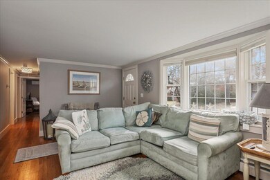 04-Living Room
