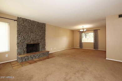 Living-Dining Room2