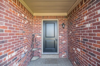 443 Gentry Crossings Blvd, Mount Washington, KY 40047 - photo 4