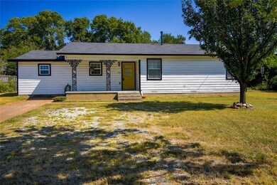 2611 W Morton St, Denison, TX 75020 - photo 2