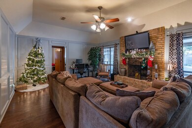 3205 Clear View Dr E, Bedford, TX 76021 - photo 5