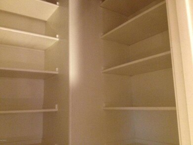 WALK IN PANTRY