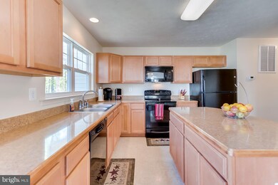 35530 Coyote Trail, Locust Grove, VA 22508 - photo 4