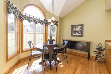 6637 SE Dakota Trail, Saint Joseph, MO 64507 - photo 5