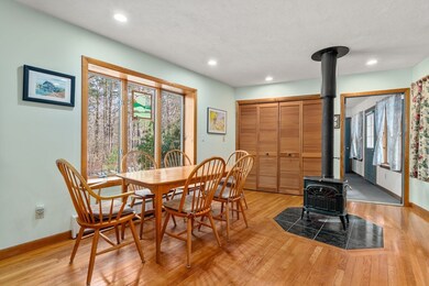 189 Spring St, Hopkinton, MA 01748 - photo 5