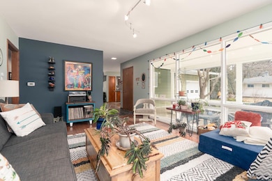 1977 Indian Trail Dr, West Lafayette, IN 47906 - photo 5