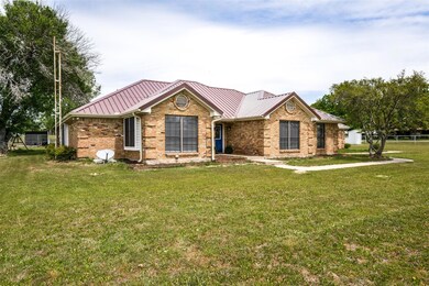 900 Timber Trail, Decatur, TX 76234 - photo 3