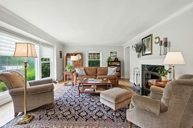 2907 Orchard Ln, Wilmette, IL 60091 - photo 3