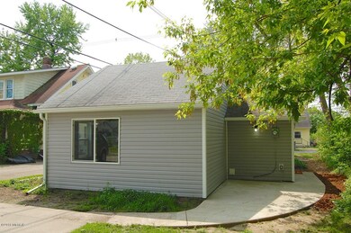 409_S_15thSt_160517_05