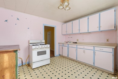 2706 5 1 2 Ave, Rock Island, IL 61201 - photo 5