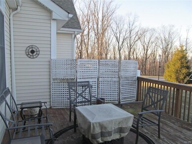 520 Inverness Cir, Easton, PA 18042 - photo 3