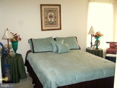 7206 Glenelg Ct, Clinton, MD 20735 - photo 7