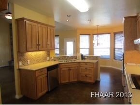 Kitchen  Breakfast area